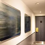 Hotel Appia La Fayette 3*