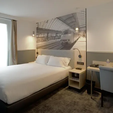 Appia La Fayette Hotel 3*