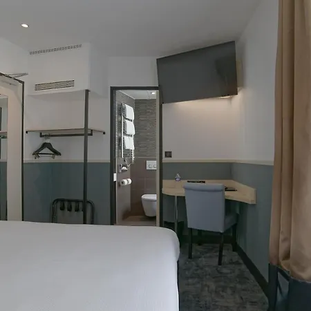 Otel Appia La Fayette 3*