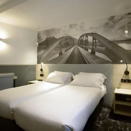 Hotel Appia La Fayette 3*