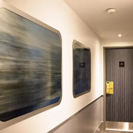 Hotel Appia La Fayette 3*